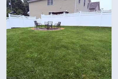 41 Hillside Ave, Dover, NJ 07801 - Photo 17