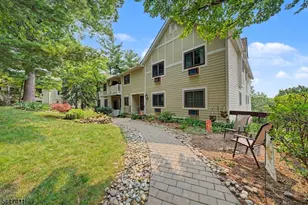 20 C Foxwood Dr, Morris Plains, NJ 07950 - Photo 1