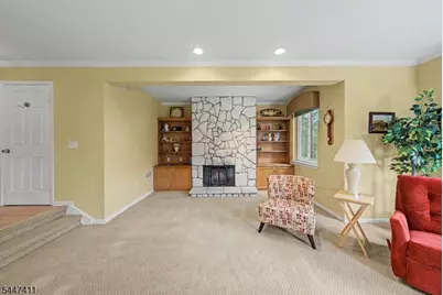 20 Foxwood Dr, Morris Plains, NJ 07950 - Photo 7