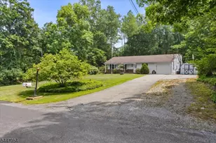 958 Cedar Dr, Stillwater Twp., NJ 07860 - Photo 3