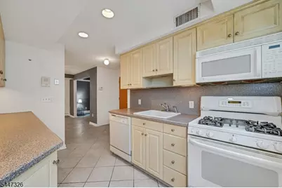 1 Buena Vista Ave, Hawthorne, NJ 07506 - Photo 23