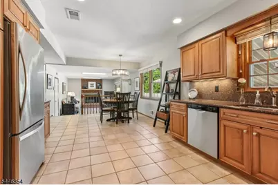 4 Van Loan Ave, Sayreville Boro, NJ 08872 - Photo 11