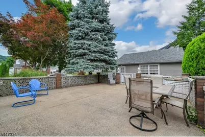1 Buena Vista Ave #1, Hawthorne, NJ 07506 - Photo 27