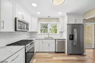 3 Teneyck Ave, Greenwood Lake, NY 10925 - Photo 13