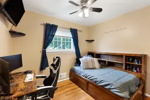 35 Saint Marys Dr, Roxbury Township, NJ 07876 - Photo 15