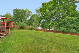 35 Saint Marys Dr, Roxbury Township, NJ 07876 - Photo 25