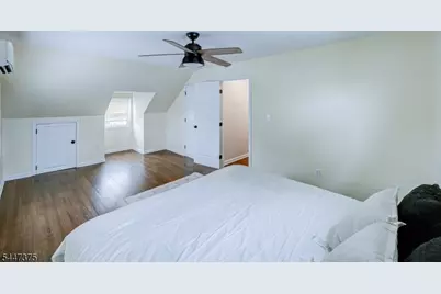 1915 Crescent Pkwy, Linden, NJ 07036 - Photo 21