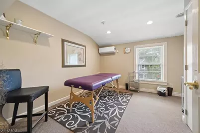 6 Leigh St, Clinton, NJ 08809 - Photo 13