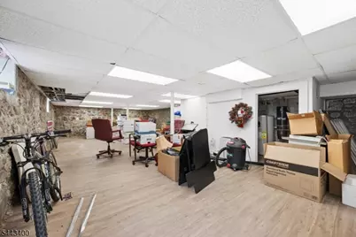 6 Leigh St, Clinton, NJ 08809 - Photo 9