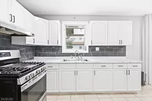 228 Duane St, Orange, NJ 07050 - Photo 15