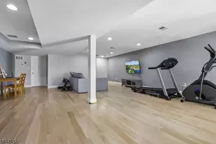 118 Donato Cir, Scotch Plains Township, NJ 07076 - Photo 23