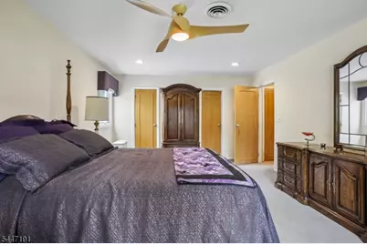 26 Almroth Dr, Wayne, NJ 07470 - Photo 19
