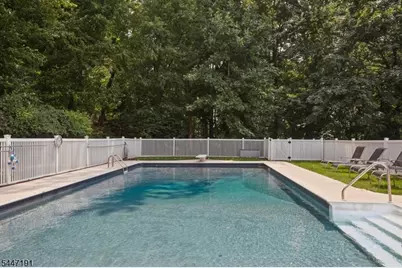 26 Almroth Dr, Wayne, NJ 07470 - Photo 31