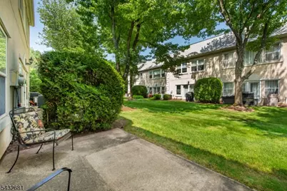 8103 Burgundy Way, Wayne, NJ 07470 - Photo 27