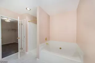 8103 Burgundy Way, Wayne, NJ 07470 - Photo 17