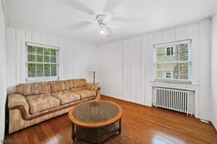 25 Lake Dr W, Wayne, NJ 07470 - Photo 21