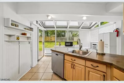 25 Lake Dr West, Wayne, NJ 07470 - Photo 13