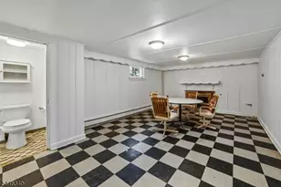 25 Lake Dr W, Wayne, NJ 07470 - Photo 33