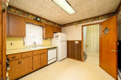 710 McGillvray Pl, Linden, NJ 07036 - Photo 17