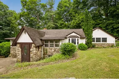 211 Wawayanda Rd, Vernon, NJ 07422 - Photo 3