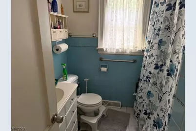 304 Goffle Rd, Hawthorne, NJ 07506 - Photo 7