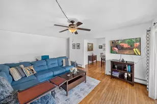 34 Deanna Dr, Hillsborough Township, NJ 08844 - Photo 5