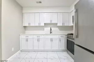 452 Marshall St, Elizabeth, NJ 07206 - Photo 3