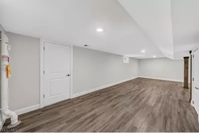 112 E 12th St, Linden, NJ 07036 - Photo 31