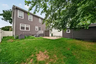 112 E 12th St, Linden, NJ 07036 - Photo 35
