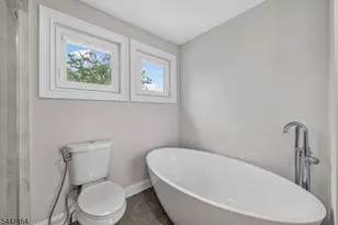 112 E 12th St, Linden, NJ 07036 - Photo 17