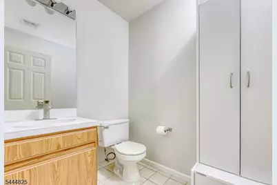 158 Falcon Ridge Way #158, Hamburg, NJ 07419 - Photo 5