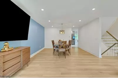 9 Brookstone Cir, Parsippany, NJ 07950 - Photo 11