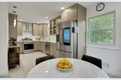 9 Brookstone Cir, Parsippany, NJ 07950 - Photo 17