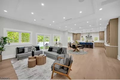 10 Drummond Ter, Livingston, NJ 07039 - Photo 19