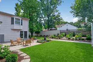 217 W Point Ave, Franklin Township, NJ 08873 - Photo 23