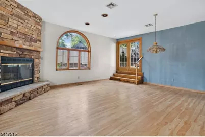 217 W Point Ave, Franklin Township, NJ 08873 - Photo 9