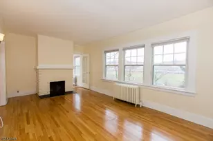 45 Essex Ave, Montclair, NJ 07042 - Photo 3