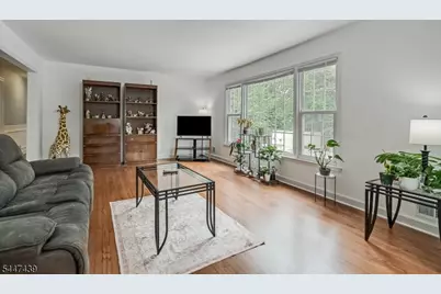 59 Knoll Rd, Parsippany, NJ 07054 - Photo 5