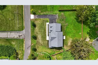 105 Woodfern Rd, Branchburg Township, NJ 08853 - Photo 7