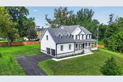 105 Woodfern Rd, Branchburg Township, NJ 08853 - Photo 11
