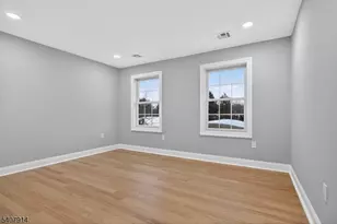 105 Woodfern Rd, Branchburg Township, NJ 08853 - Photo 23
