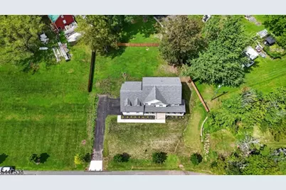 105 Woodfern Rd, Branchburg Township, NJ 08853 - Photo 13