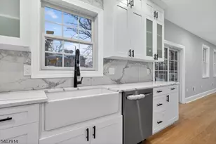 105 Woodfern Rd, Branchburg Township, NJ 08853 - Photo 9