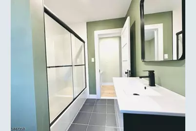 1222 W 3rd St, Plainfield, NJ 07063 - Photo 9