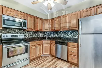 798 Eves Dr #2R, Hillsborough Township, NJ 08844 - Photo 13