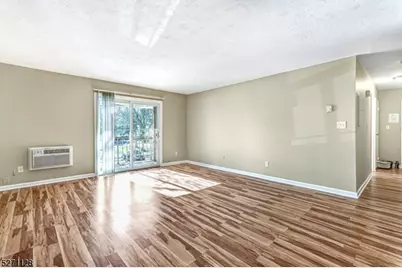 798 Eves Dr #2R, Hillsborough Township, NJ 08844 - Photo 5
