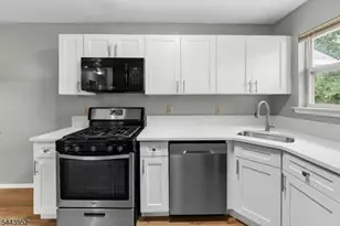 351 Ventnor Ct, Piscataway Township, NJ 08854 - Photo 9