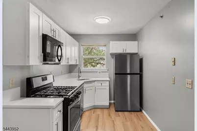 351 Ventnor Ct, Piscataway Township, NJ 08854 - Photo 7