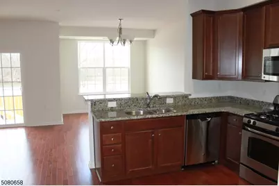 506 Waterview Ct #506, Hanover Township, NJ 07927 - Photo 3