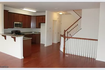 506 Waterview Ct #506, Hanover Township, NJ 07927 - Photo 5
